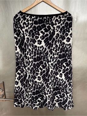 DVF gray Black and White Leopard Print A-Line Skirt